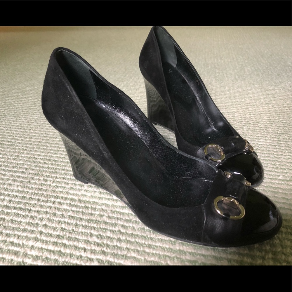 Gucci Black Wedges
